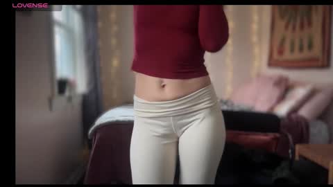 Leah Sparkles online show from January 19, 4:46 pm