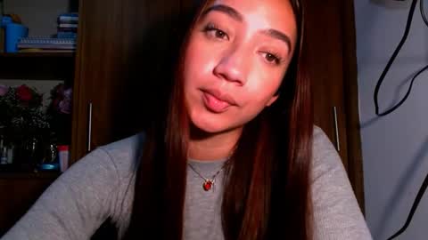 leanaalhub online show from November 28, 1:46 am