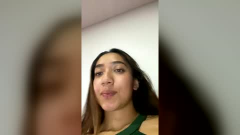 leanaalhub online show from August 5, 11:13 pm