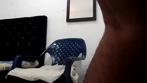 Latino hot online show from June 9, 4:06 pm