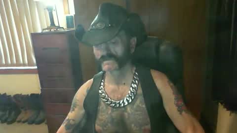 leathergreaser online show from September 19, 12:59 am