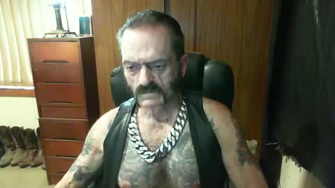 leathergreaser online show from March 1, 8:13 am