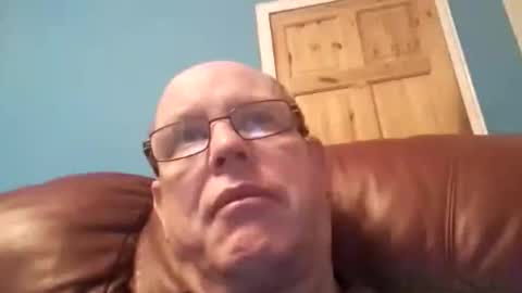 leatherpants68 online show from December 1, 7:12 pm