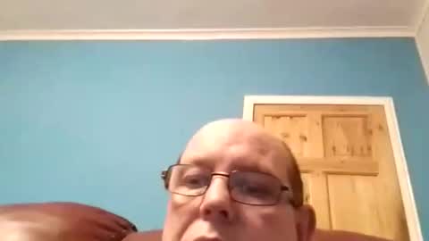 leatherpants68 online show from November 12, 5:48 pm