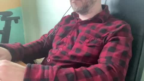 lee_8891 online show from June 12, 8:57 am