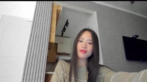 lee_chang online show from January 8, 2:12 pm