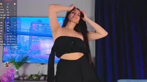 Jasmine online show from June 11, 12:32 am