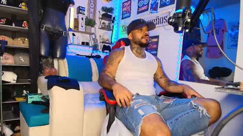 leenar_key online show from March 14, 5:06 pm