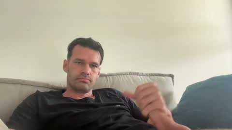 leexxx_69 online show from August 1, 3:02 pm