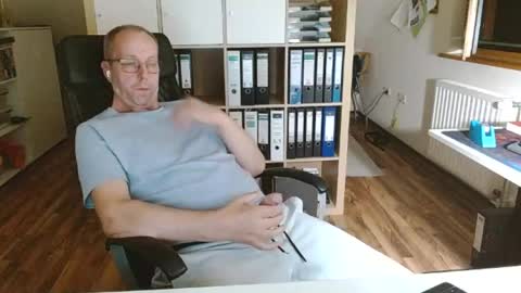 Dave online show from August 1, 10:11 pm