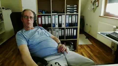 Dave online show from March 18, 4:24 pm