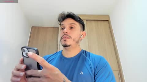 Alejandro online show from October 27, 1:38 am