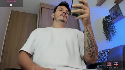 Alejandro online show from May 26, 9:54 pm