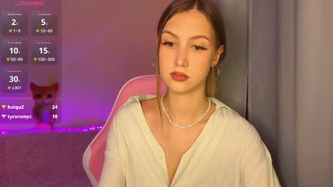 leiakiss online show from July 25, 6:06 pm