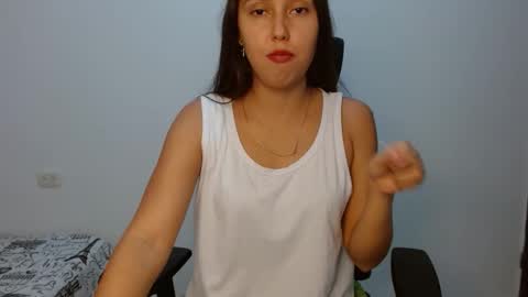 leidi_gu online show from December 2, 8:29 pm