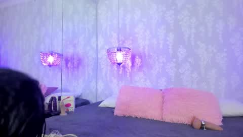 LEIGH ANGELS online show from May 8, 10:59 pm