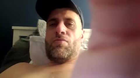 leightimmins001 online show from March 8, 8:35 pm