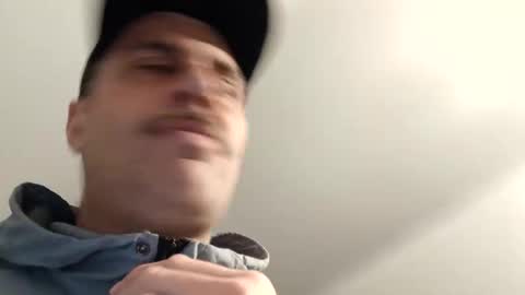 leightimmins001 online show from December 14, 6:14 pm