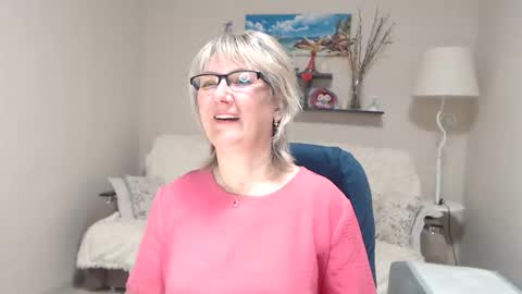 Leila Kinky online show from February 13, 7:01 am