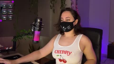 Lemi online show from November 13, 4:53 pm