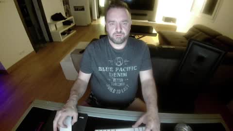 Ange online show from January 27, 1:26 am