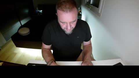 Ange online show from October 8, 5:35 am