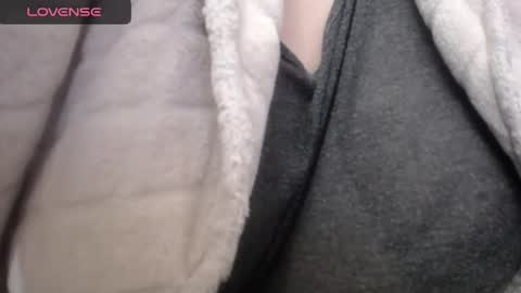 Snapshot of lenagolden chatting on January 29, 9:17 pm lenagolden online show from January 29, 9:17 pm