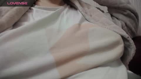 Snapshot of lenagolden chatting on February 14, 4:15 am lenagolden online show from February 14, 4:15 am