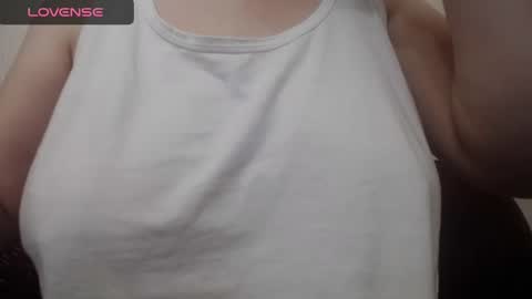 Snapshot of lenagolden chatting on December 23, 12:41 pm lenagolden online show from December 23, 12:41 pm