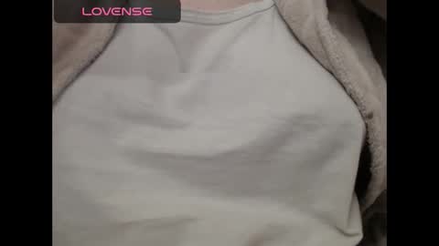 Snapshot of lenagolden chatting on February 10, 9:47 pm lenagolden online show from February 10, 9:47 pm