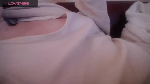 Snapshot of lenagolden chatting on February 21, 2:06 pm lenagolden online show from February 21, 2:06 pm