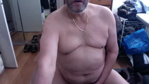 Pussylicker online show from November 29, 9:00 pm