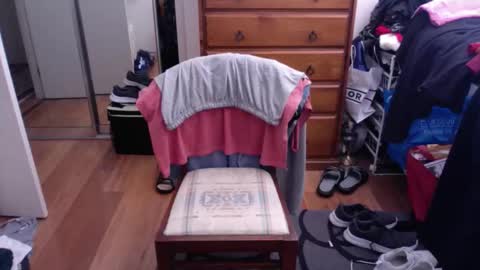 Pussylicker online show from September 19, 2:59 am