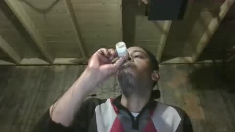 leo199984 online show from December 19, 4:08 am