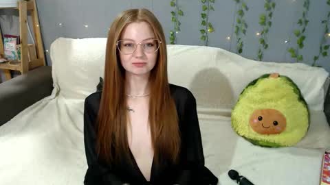 Leo and Lori online show from February 19, 11:26 pm