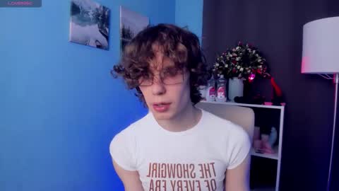 Leo online show from November 16, 4:42 pm