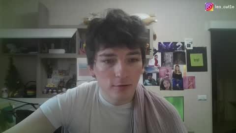 leo_cutie online show from May 2, 6:41 am