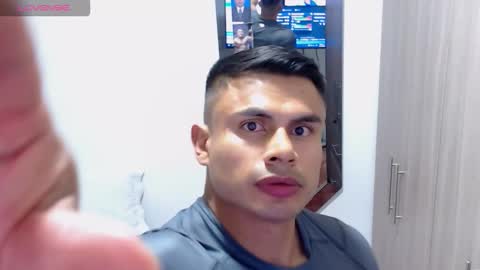 Leo online show from October 24, 11:49 pm