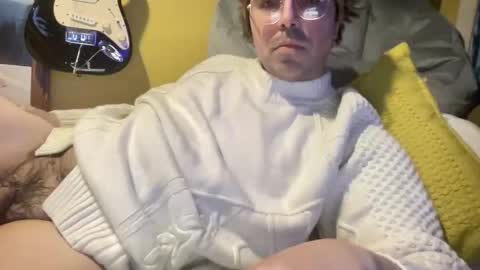 leo_rogers online show from January 17, 2:43 am