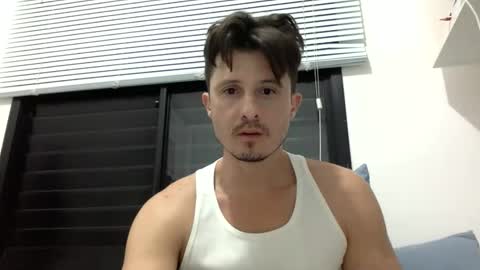 leomantovani online show from December 22, 7:26 am