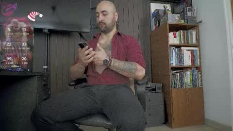 Leon online show from December 16, 1:17 pm