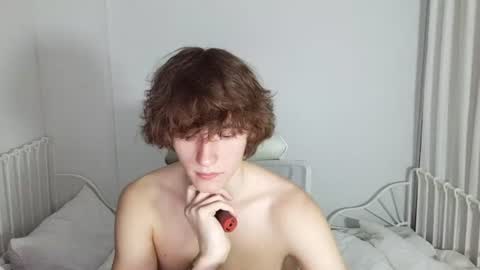 Leon online show from June 23, 1:39 pm