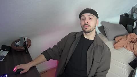 Leonardo online show from February 19, 2:16 pm