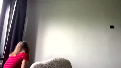 Reily online show from June 25, 9:03 am