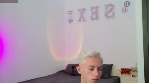 leonlure online show from February 24, 7:33 am