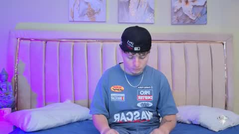 Leo  online show from November 21, 5:05 am