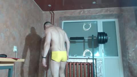 leoroman online show from December 15, 3:52 pm