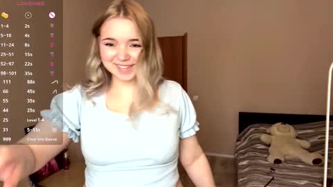 Hello everyone Im Lora Its my first day Were going to have fun together online show from February 16, 7:06 am