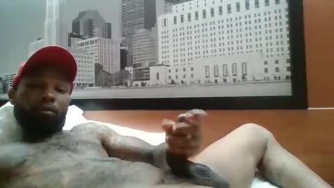 leroypageiii87 online show from May 2, 5:41 pm