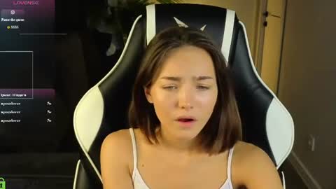 Leslie online show from July 12, 1:20 am